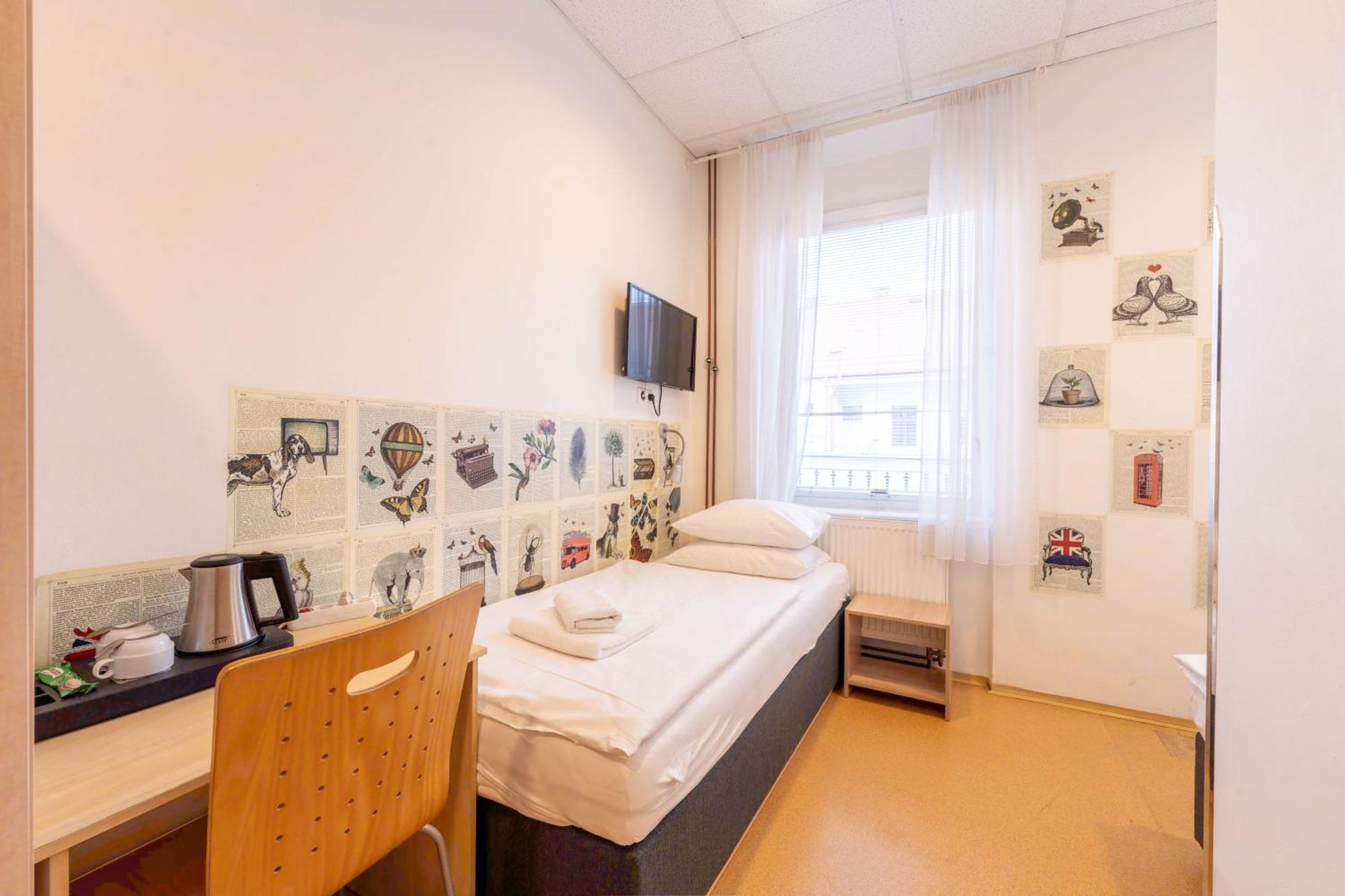 Hostel Florenc Prag Exterior foto