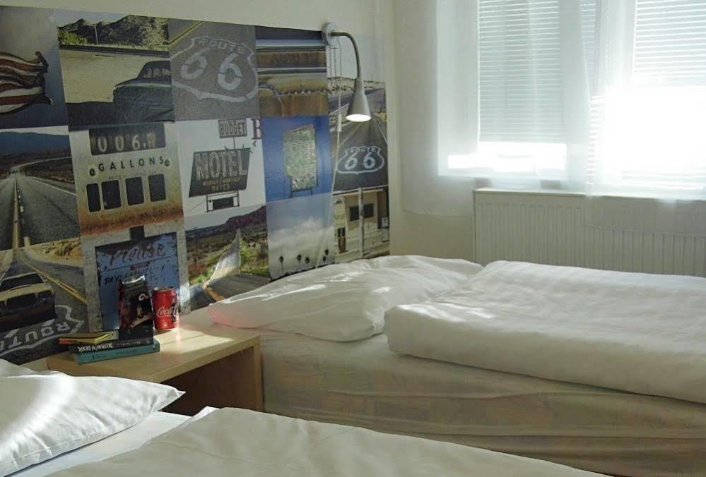 Hostel Florenc Prag Exterior foto